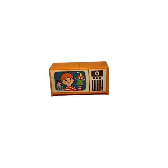 Vintage Fisher-Price Little People Orange TV Television - Picture 1 of 9